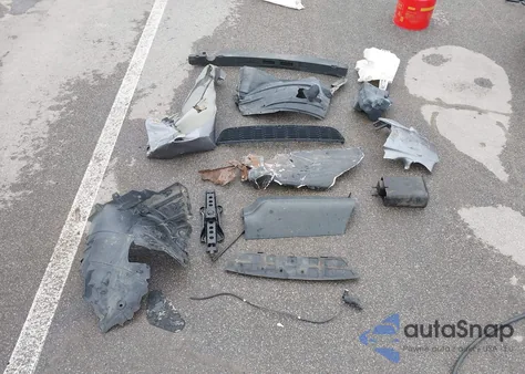 2015 Nissan Sentra Sr z USA, uszkodzony, nr VIN 3N1AB7AP1FY342948